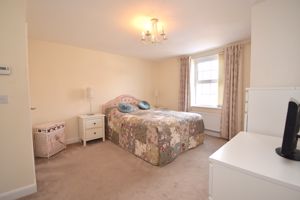 Bedroom- click for photo gallery